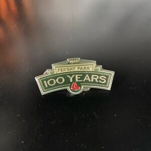 NWOT Fenway Park Boston Red Sox 100 Years Commemorative Pin